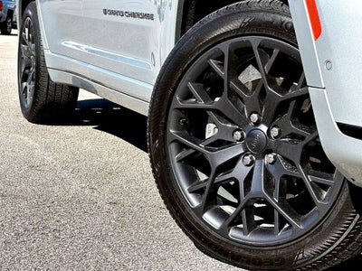 2023 Jeep Grand Cherokee L Summit