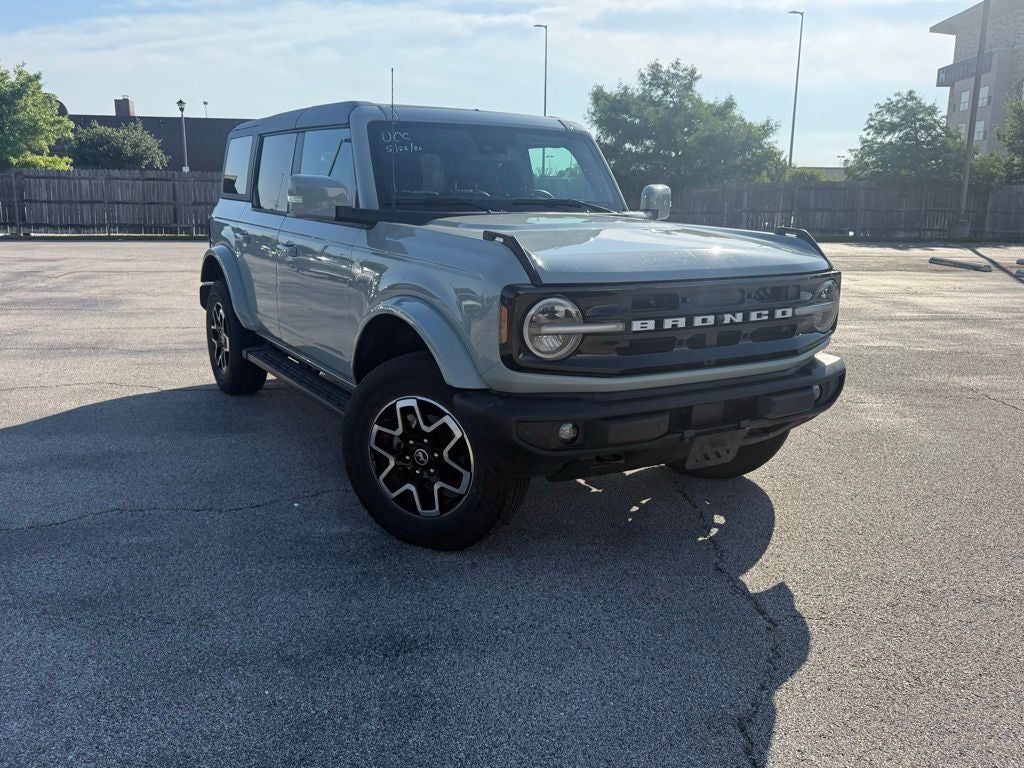 2024 Ford Bronco Outer Banks 4x4's photo