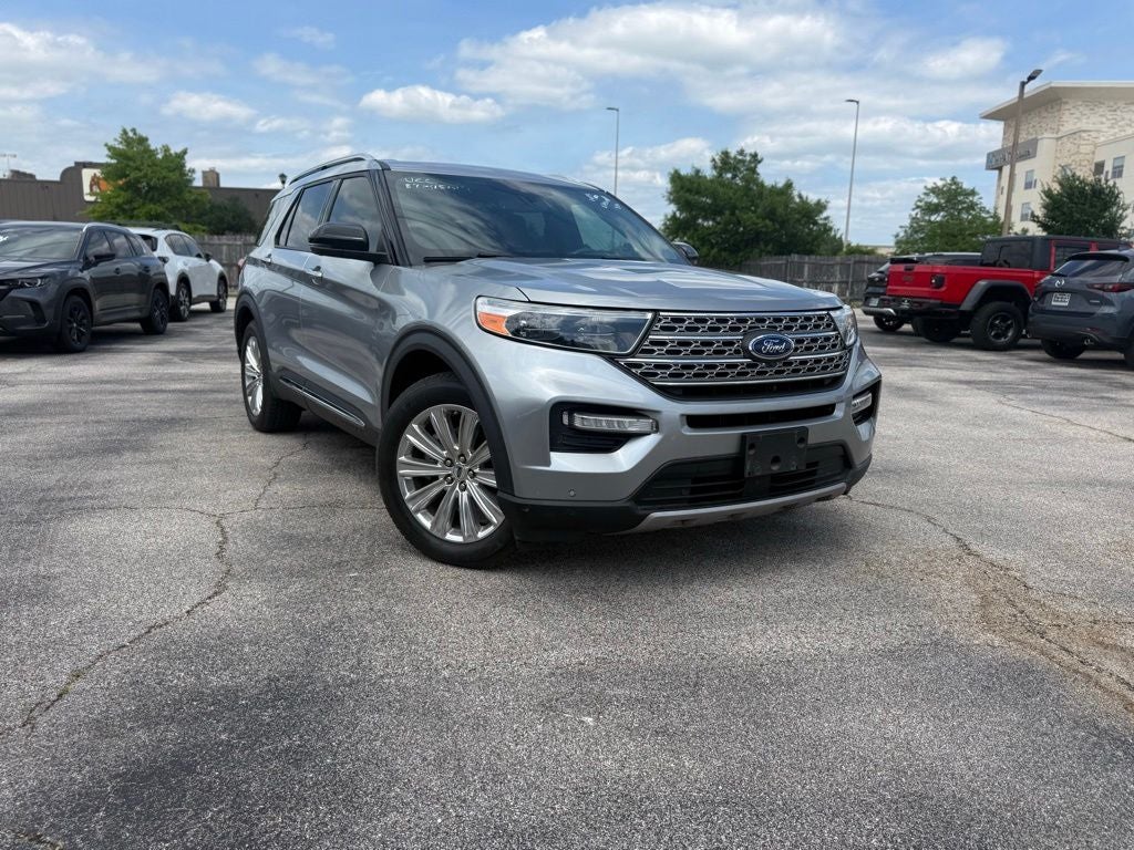2020 Ford Explorer Limited RWD's photo
