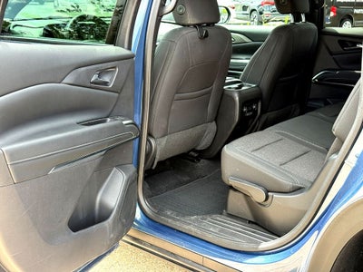 2024 Chevrolet Traverse LS