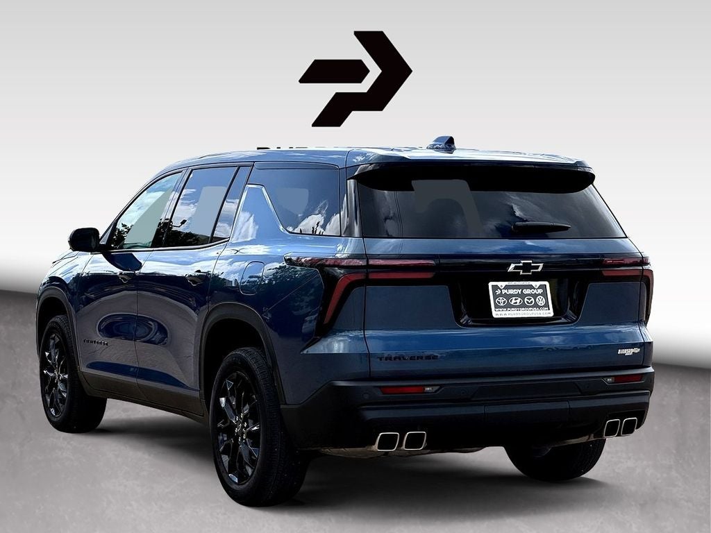 2024 Chevrolet Traverse LS
