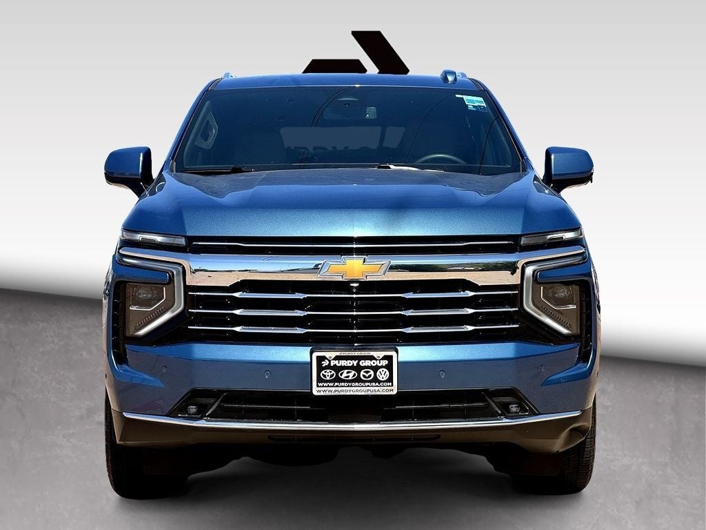 2025 Chevrolet Suburban LT