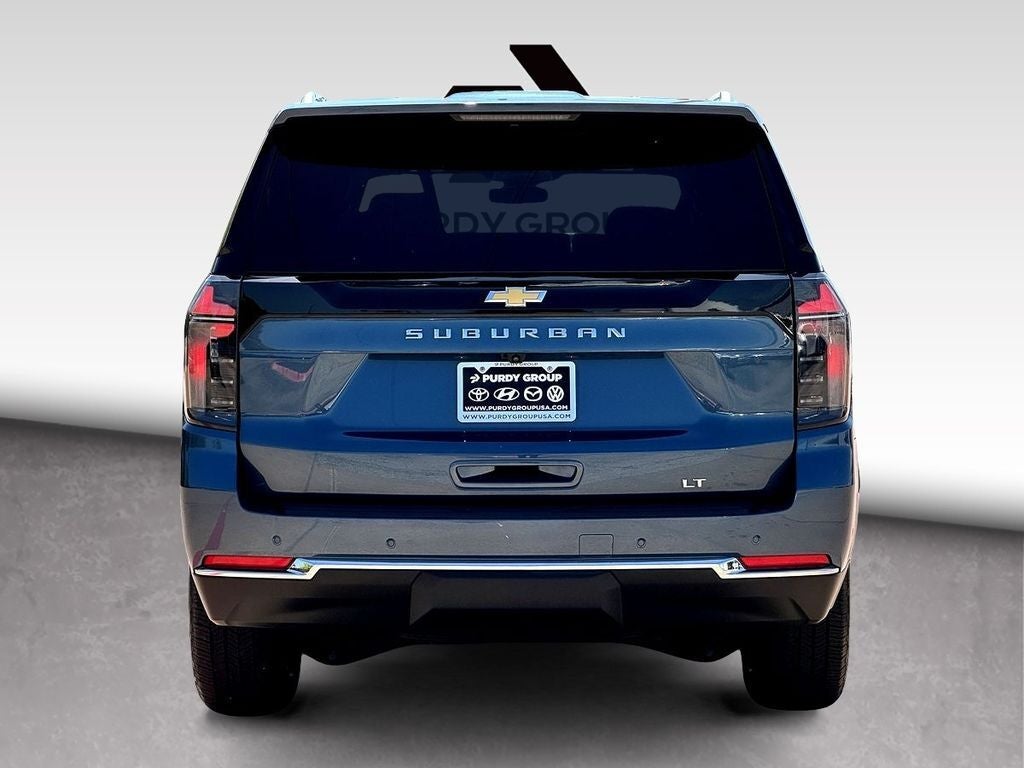 2025 Chevrolet Suburban LT