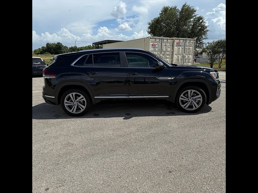 2024 Volkswagen Atlas Cross Sport SEL R-Line 4Motion
