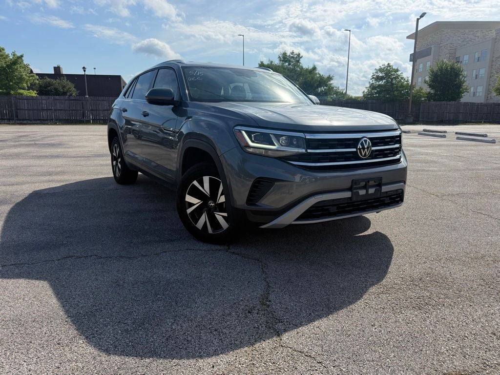 2023 Volkswagen Atlas Cross Sport 2.0T SE's photo