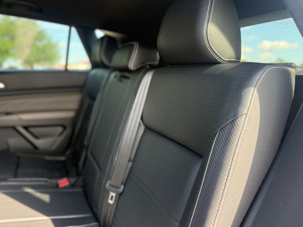 2023 Volkswagen Atlas Cross Sport 2.0T SE