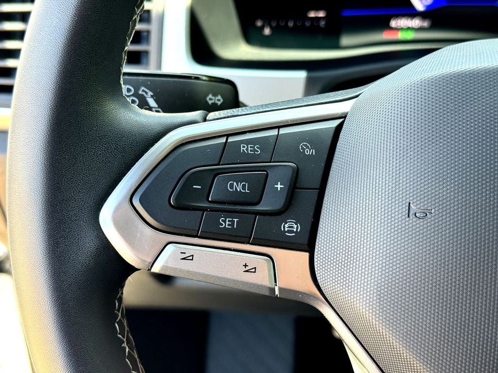 2023 Volkswagen Atlas Cross Sport 2.0T SE