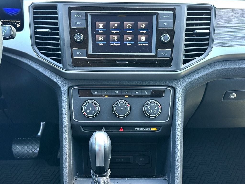 2023 Volkswagen Atlas Cross Sport 2.0T SE