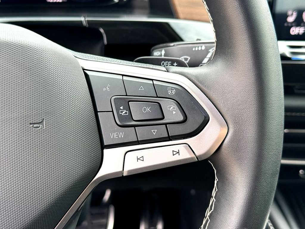 2025 Volkswagen Atlas 2.0T SE