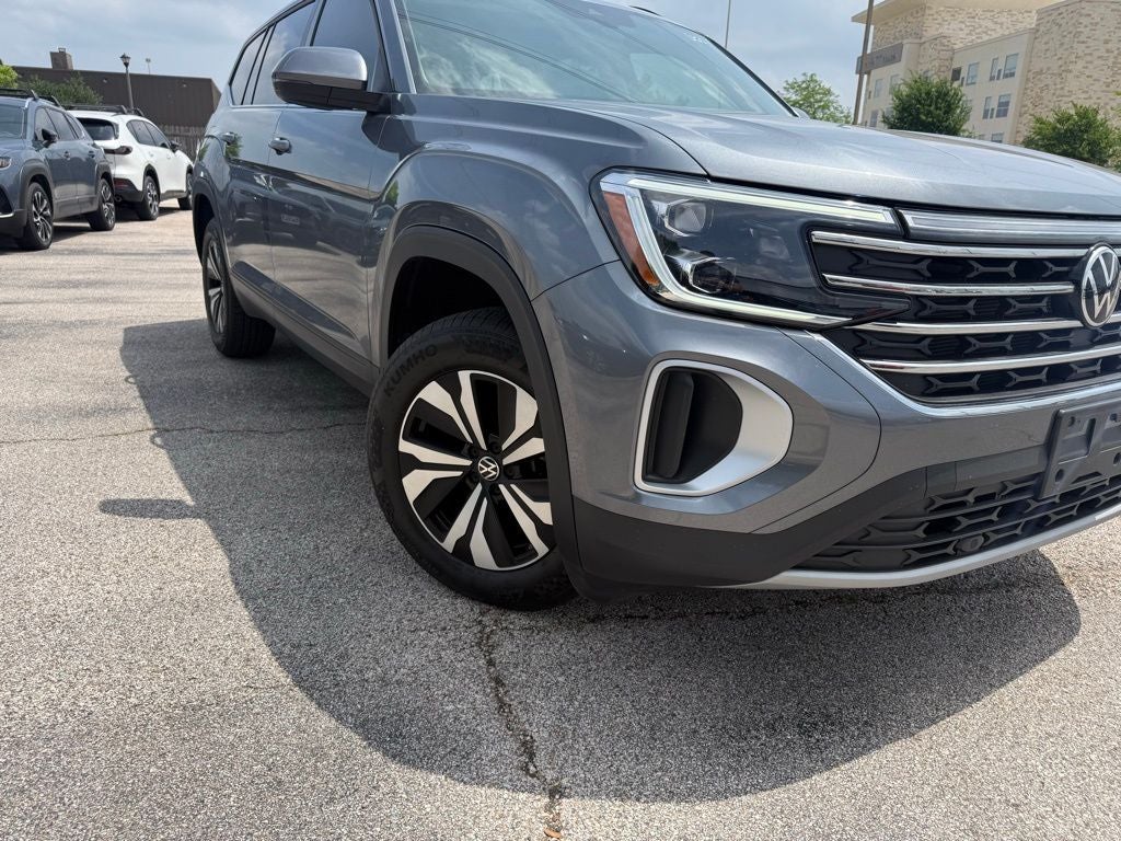 2025 Volkswagen Atlas 2.0T SE