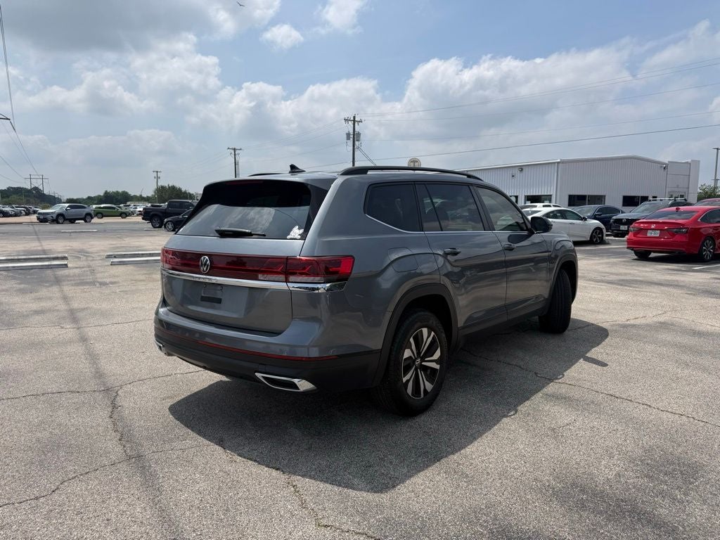 2025 Volkswagen Atlas 2.0T SE