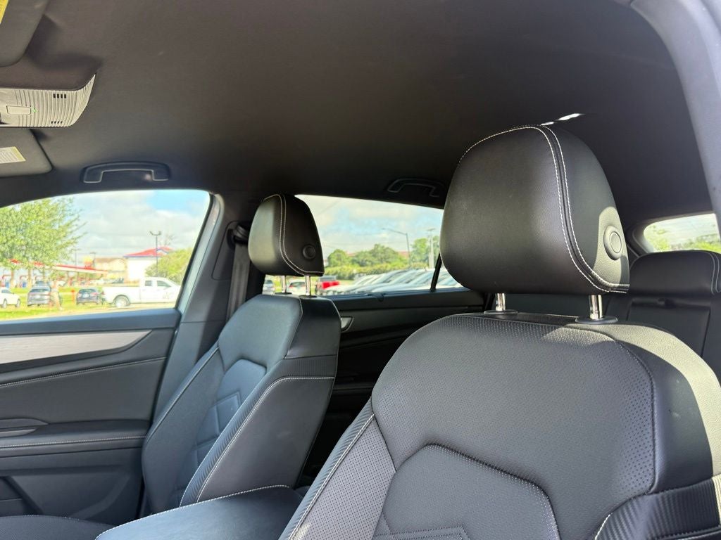 2024 Volkswagen Atlas Cross Sport 2.0T SE w/Technology