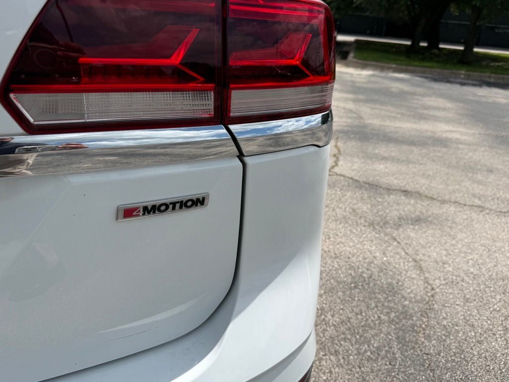 2022 Volkswagen Atlas 3.6L V6 SE w/Technology