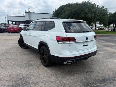 2022 Volkswagen Atlas 3.6L V6 SE w/Technology