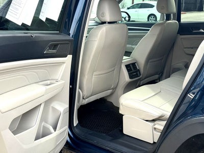 2022 Volkswagen Atlas 3.6L V6 SE w/Technology