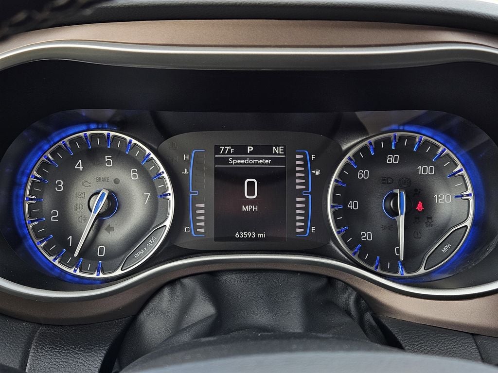 2023 Chrysler Voyager LX