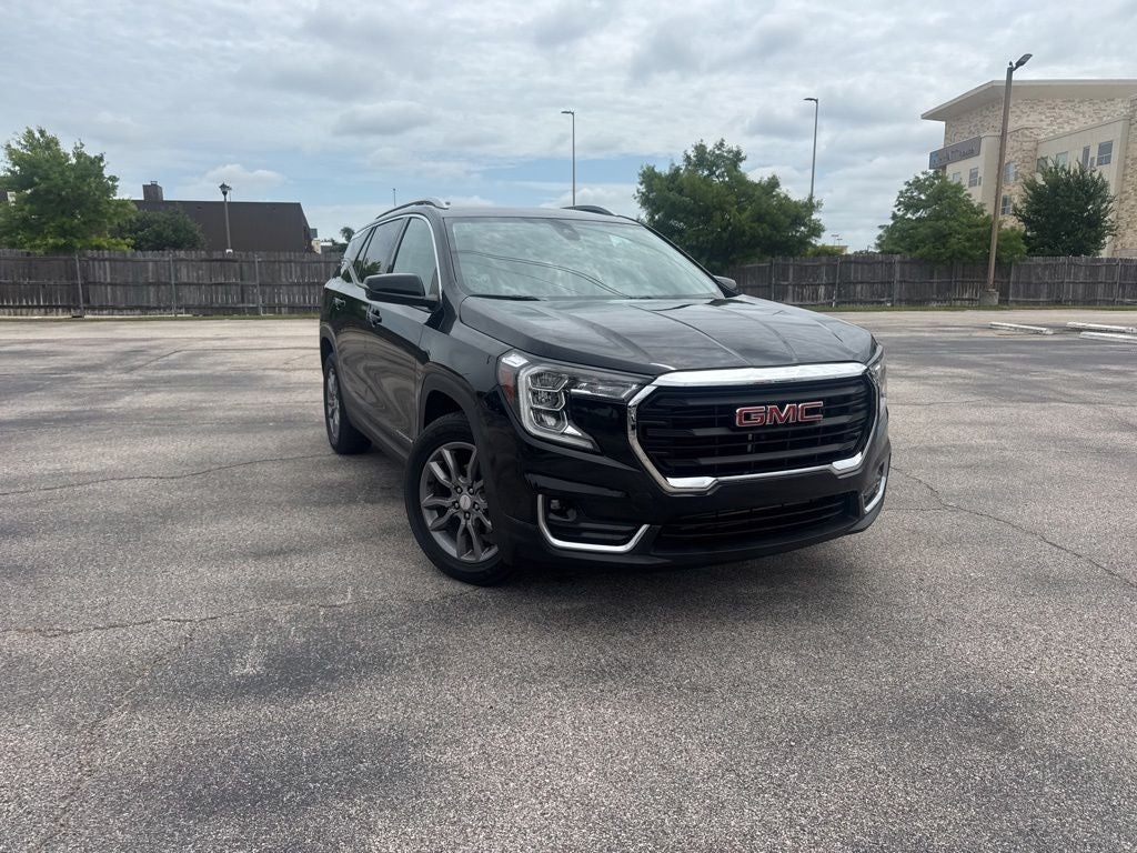 2024 GMC Terrain SLT FWD's photo