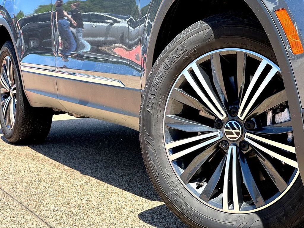 2024 Volkswagen Tiguan 2.0T Wolfsburg Edition