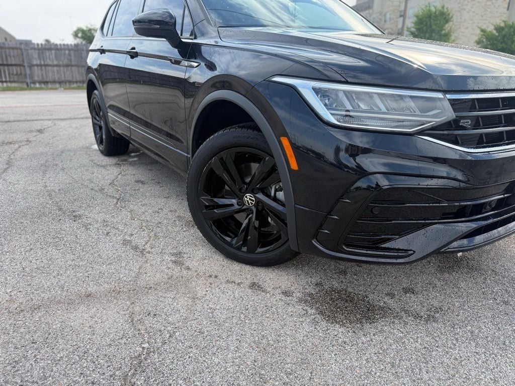 2023 Volkswagen Tiguan 2.0T SE R-Line Black