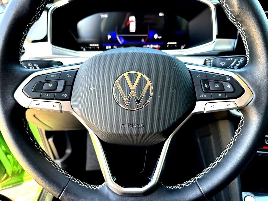 2026 Volkswagen Taos SE