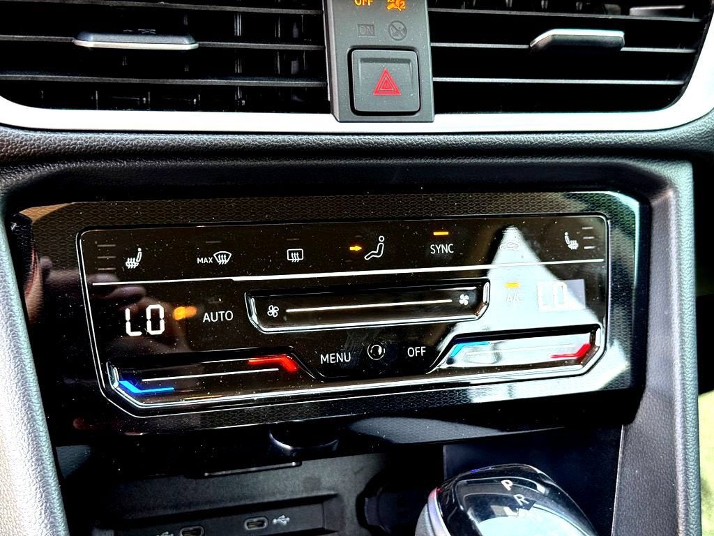 2026 Volkswagen Taos SE