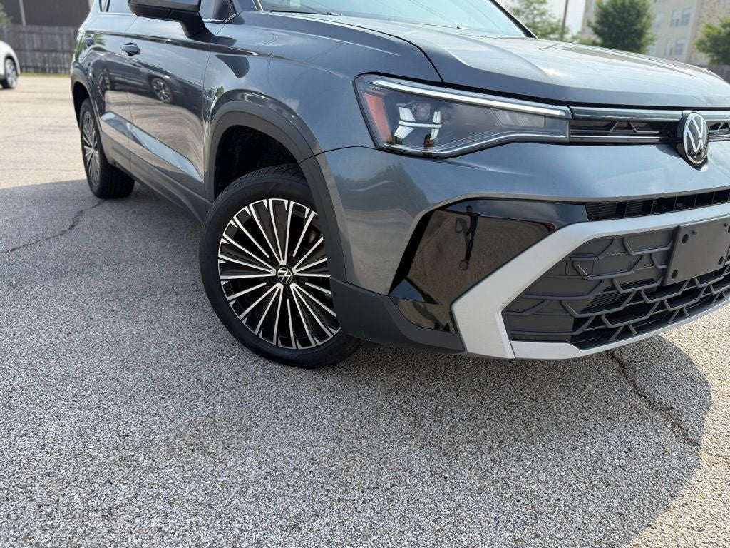 2025 Volkswagen Taos 1.5T SE