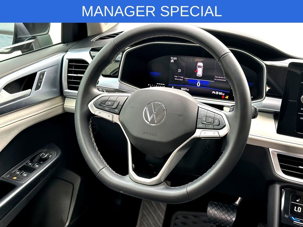 2025 Volkswagen Taos 1.5T SE