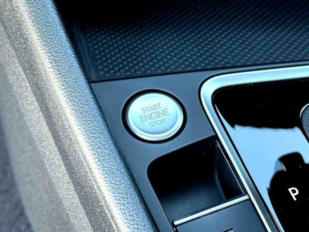 2021 Volkswagen Jetta R-Line