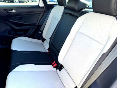 2021 Volkswagen Jetta R-Line