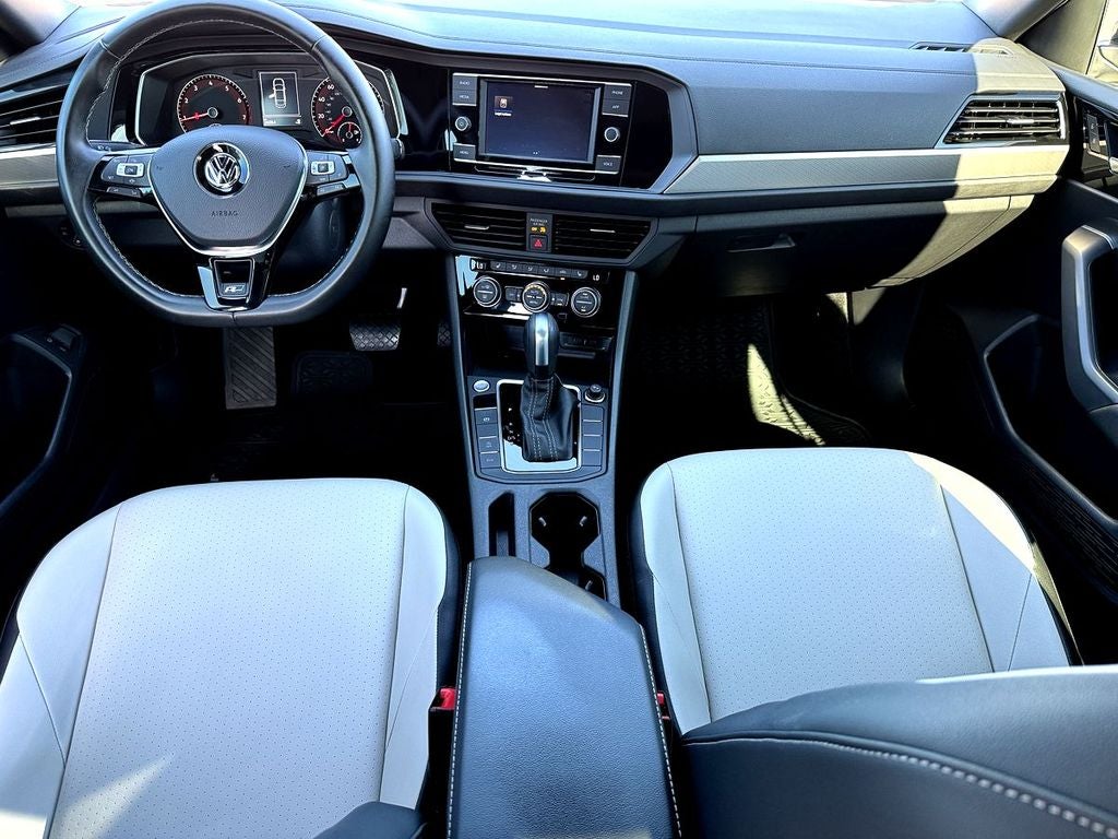 2021 Volkswagen Jetta R-Line