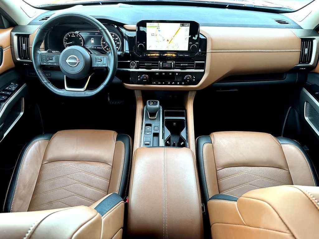2023 Nissan Pathfinder Platinum
