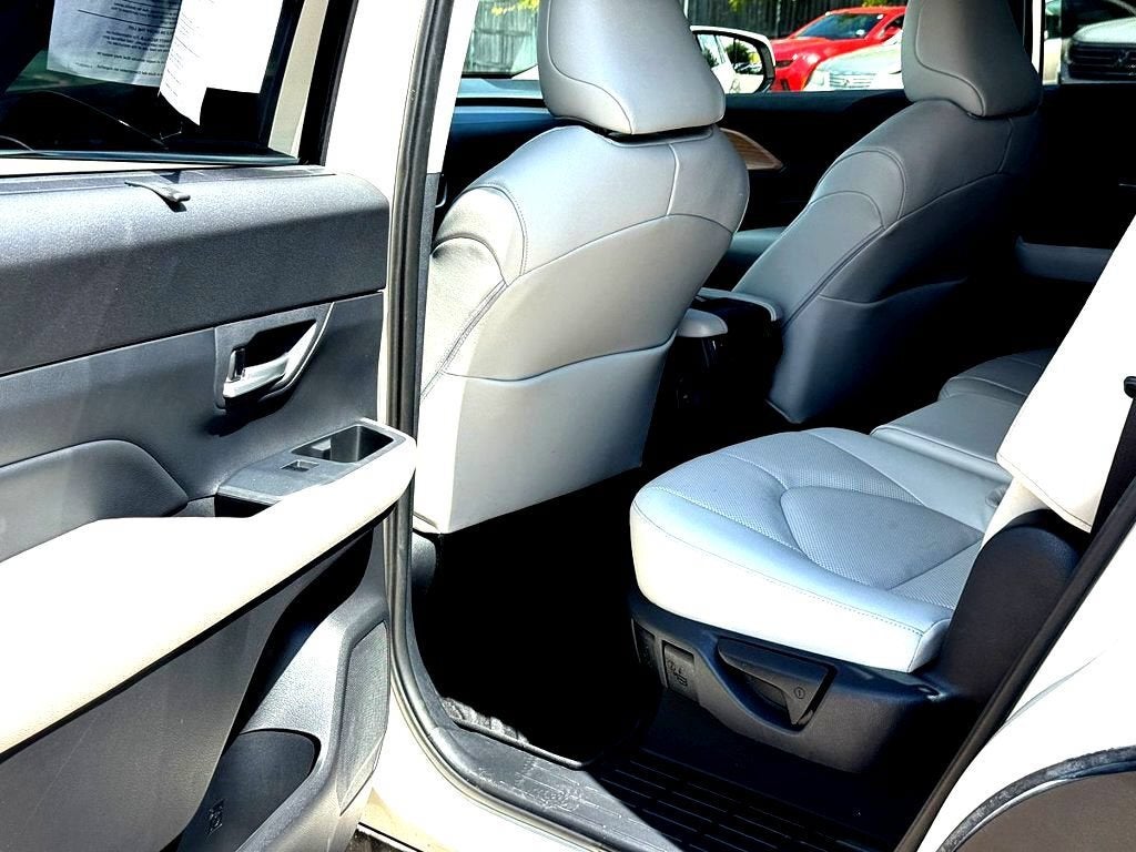 2024 Toyota Grand Highlander Limited 4dr SUV