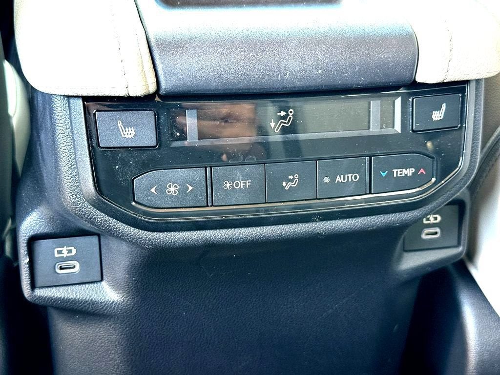2024 Toyota Grand Highlander Limited 4dr SUV