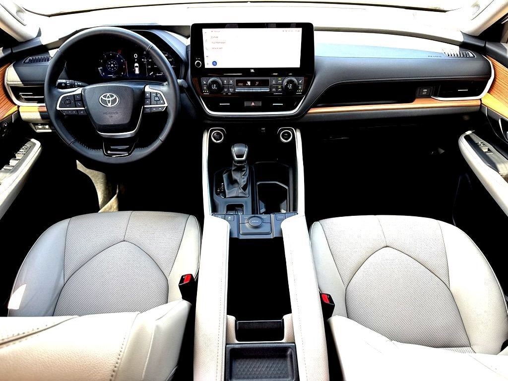 2024 Toyota Grand Highlander Limited 4dr SUV