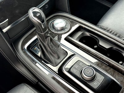 2024 INFINITI QX80 LUXE