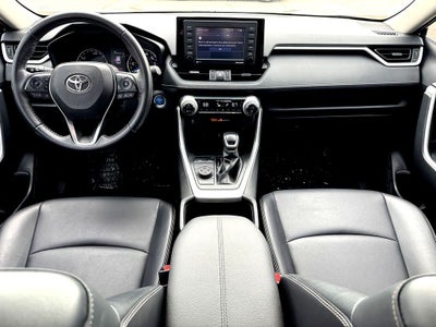 2022 Toyota RAV4 Hybrid XLE Premium