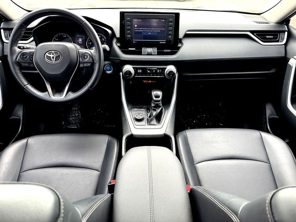 2022 Toyota RAV4 Hybrid XLE Premium