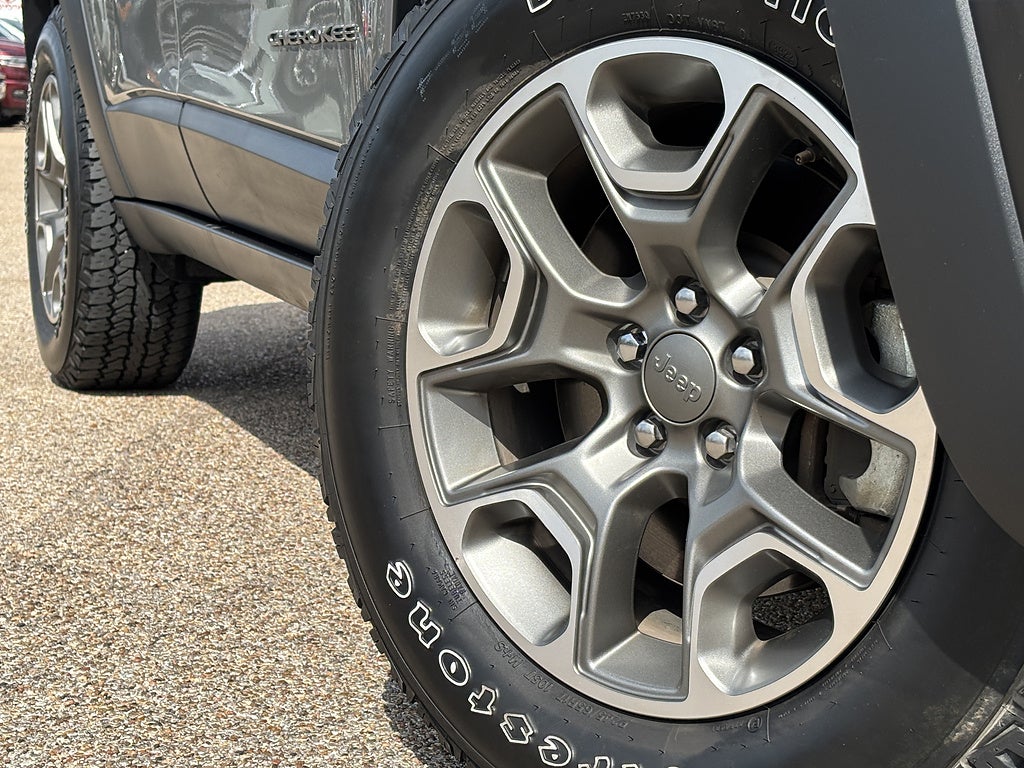 2022 Jeep Cherokee Trailhawk