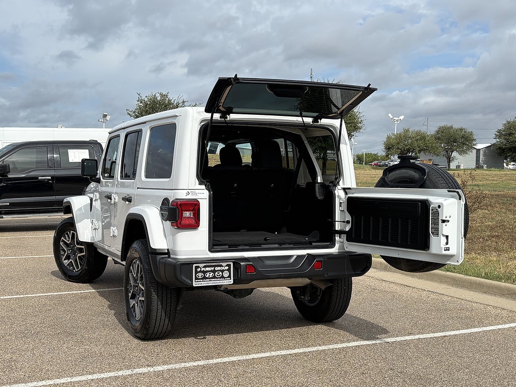 2025 Jeep Wrangler Sahara