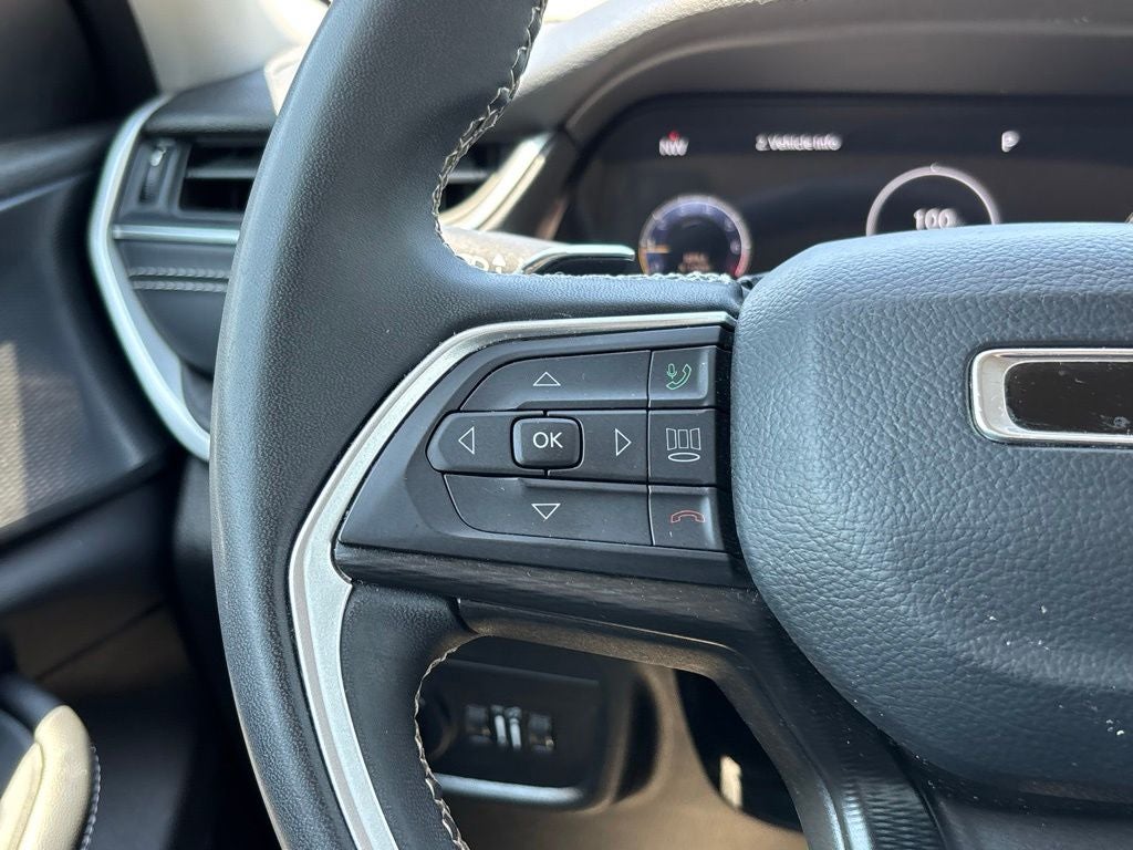 2023 Jeep Grand Cherokee L Laredo