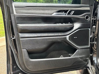 2023 Jeep Wagoneer L Series III