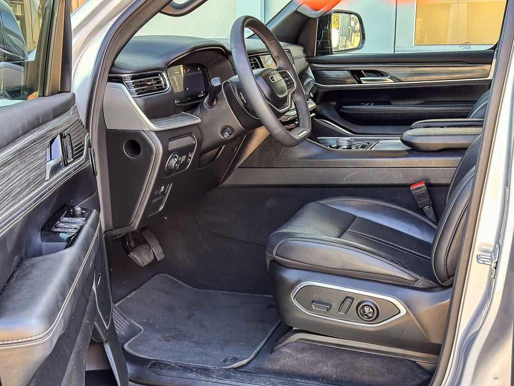 2024 Jeep Wagoneer Series II