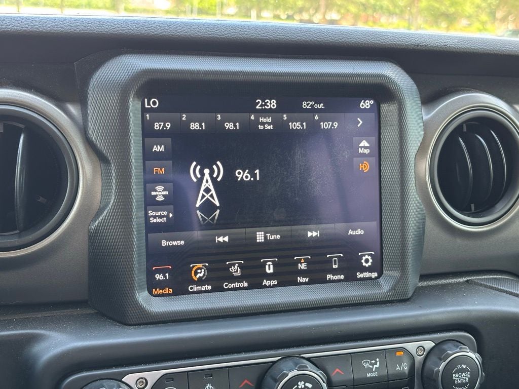 2023 Jeep Gladiator Sport