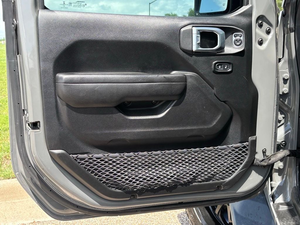 2023 Jeep Gladiator Sport