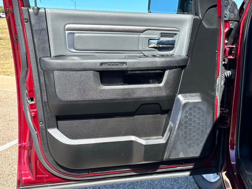 2024 RAM 1500 Classic SLT