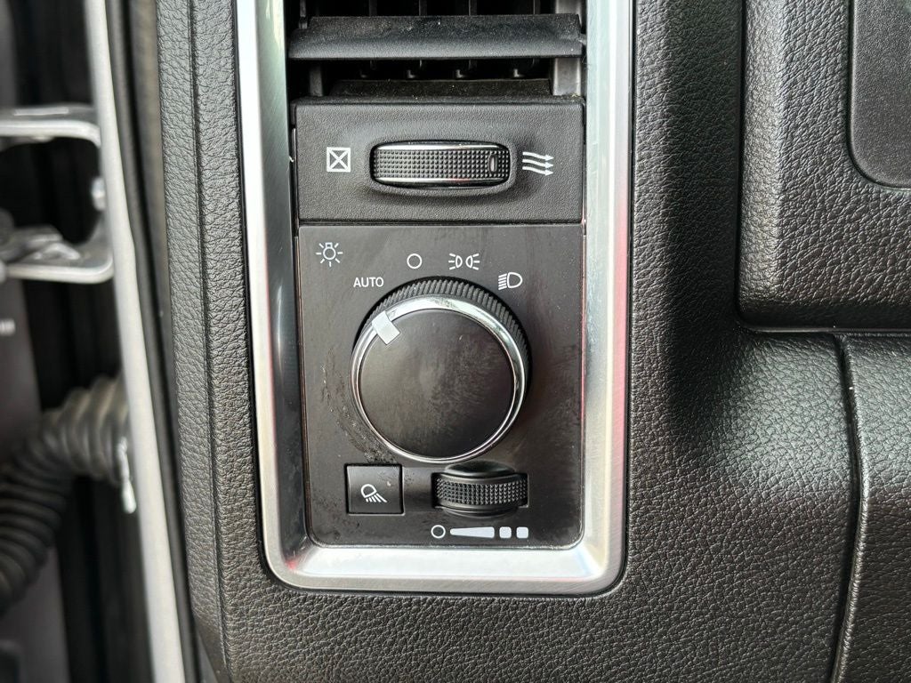 2023 RAM 1500 Classic SLT