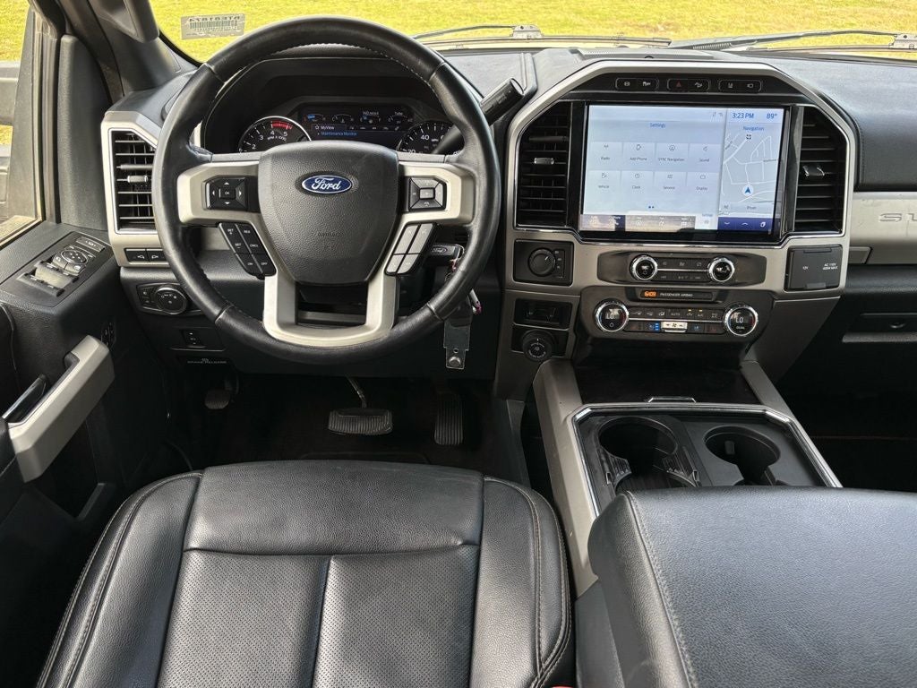 2022 Ford F-350SD Lariat