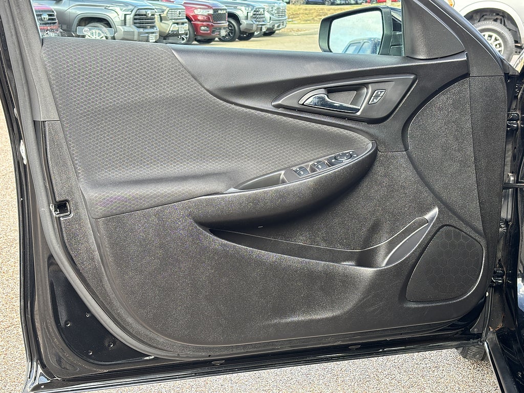 2025 Chevrolet Malibu LT