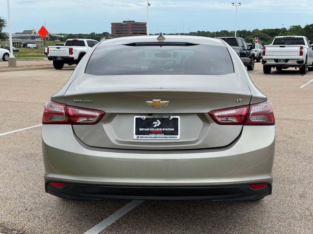 2022 Chevrolet Malibu LT