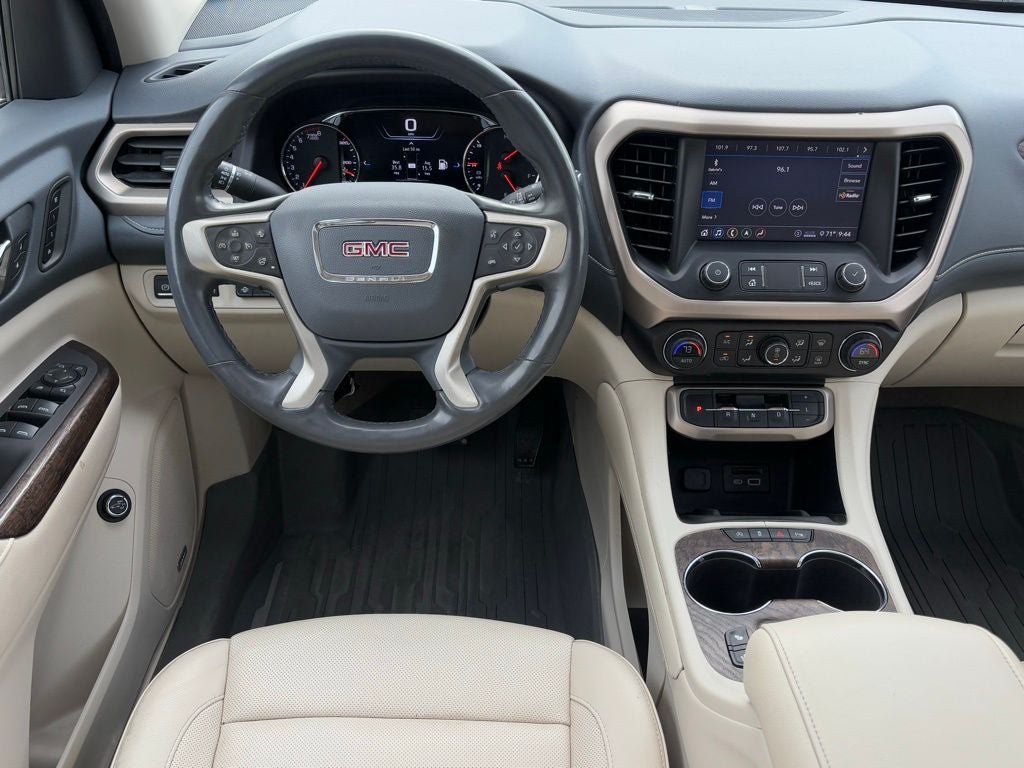 2020 GMC Acadia Denali
